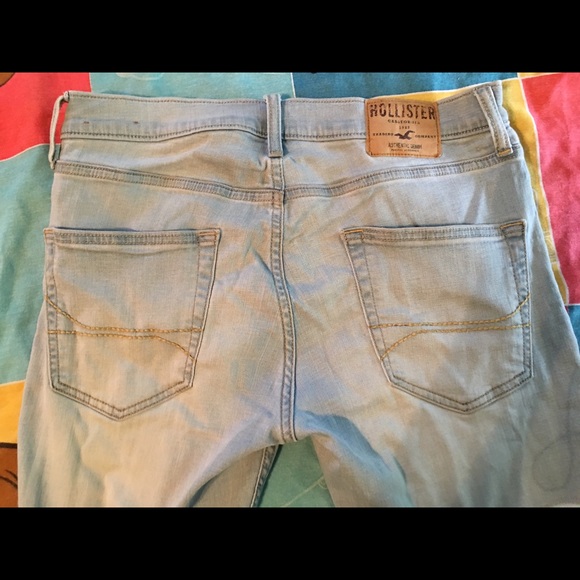 Hollister light blue jeans - Picture 2 of 4